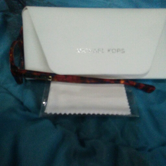 Designer Micael Kors frames - Picture 8 of 8